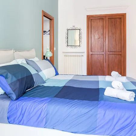 Guesthost - La Finestra Su Garibaldi Apartament *