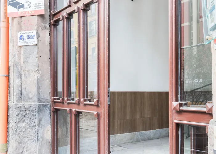 Guesthost - La Finestra Su Garibaldi *