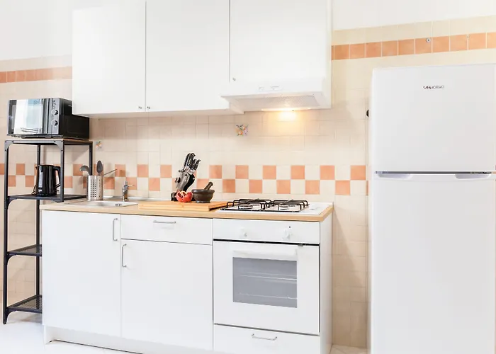 Guesthost - La Finestra Su Garibaldi Appartement *